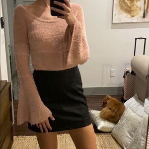 BB Dakota sweater Size Small